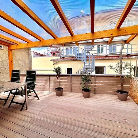 Hostal Bavaria - Design *